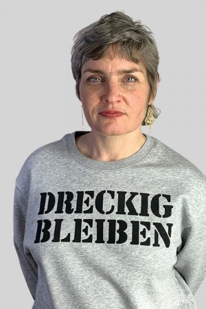 Dreckig bleiben Sweater von Elternhaus in hellgrau